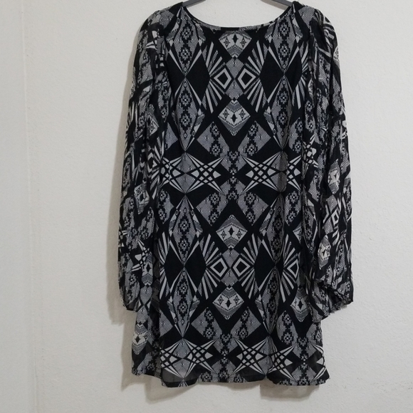 Fire Los Angeles Dresses & Skirts - Black and White Dress